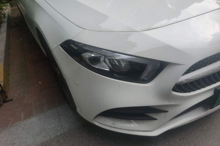 Used Mercedes-Benz A-Class 2022 Revised Version A 200 L Sport Sedan Fashionable Style Right Front Headlight