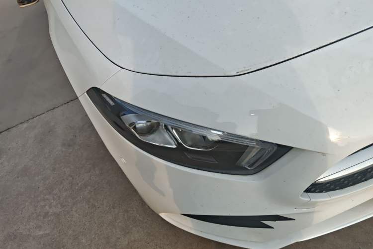 Used Mercedes-Benz A-Class 2022 Restyled A 200 L Sport Sedan Fashion Version Right Front Headlight
