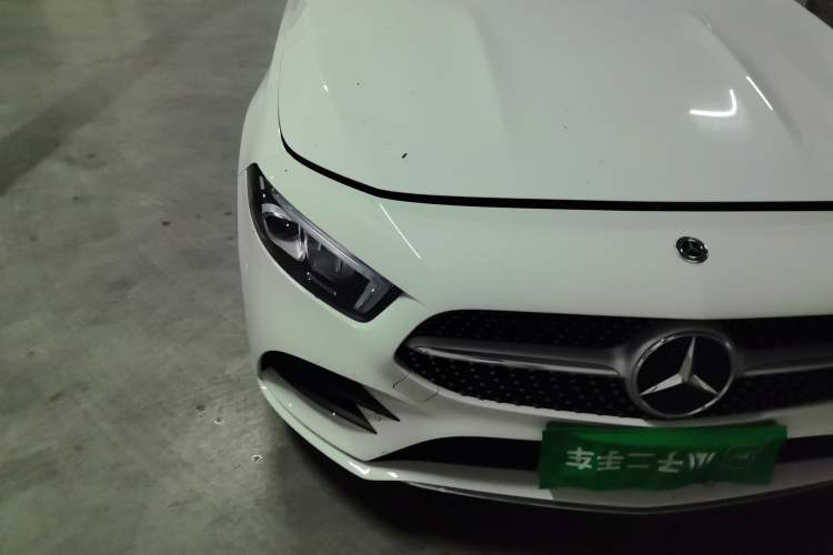 Used Mercedes-Benz A-Class 2022 Restyled A 200 L Sport Sedan Fashion Version Right Front Headlight