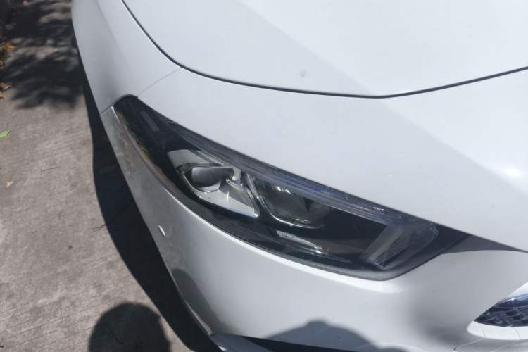 Used Mercedes-Benz A-Class 2022 Second Facelift A 200 L Sport Sedan Fashion Version Right Front Headlight