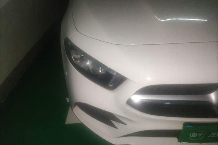 Used Mercedes-Benz A-Class 2022 A 200 L Sport Sedan Fashion Model Right Front Headlight