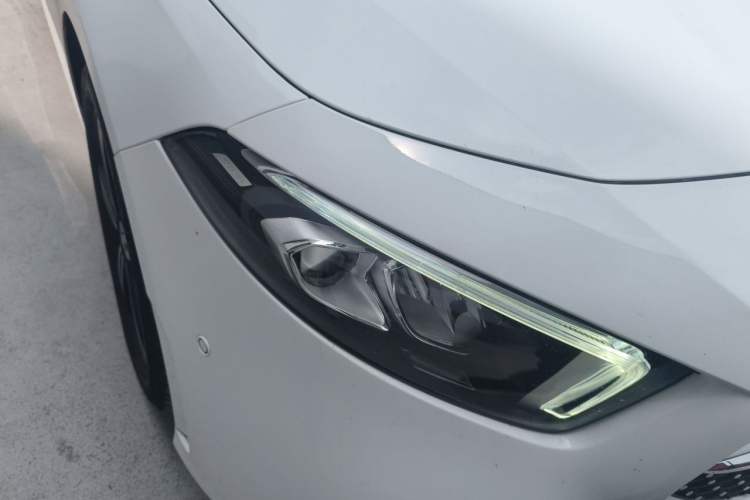 Used Mercedes-Benz A-Class 2022 Second Facelift A 200 L Sport Sedan Fashion Version Right Front Headlight