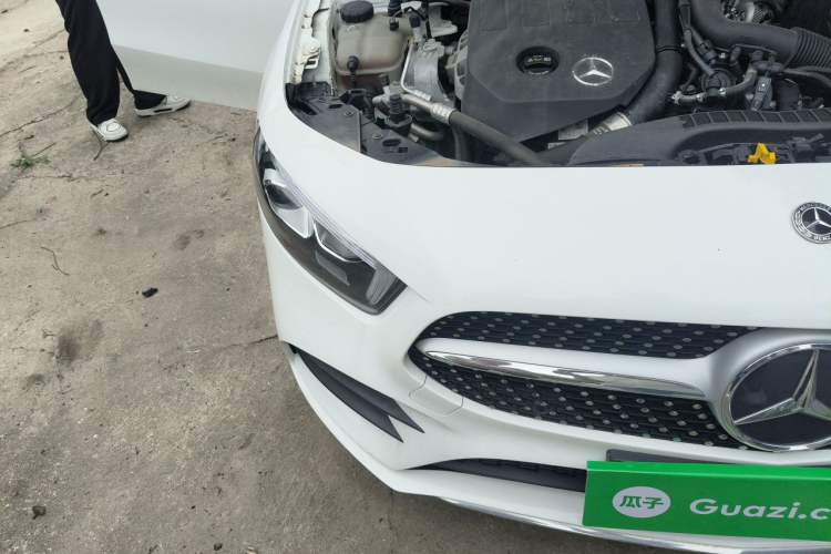 Used Mercedes-Benz A-Class 2022 Revised Version A 200 L Sport Sedan Fashionable Style Right Front Headlight