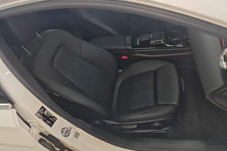 Used Mercedes-Benz A-Class 2022 Restyled A 200 L Sport Sedan Fashion Version Right Front Seat