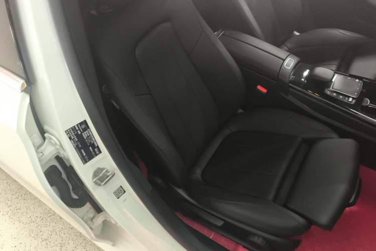 Used Mercedes-Benz A-Class 2022 Restyled A 200 L Sport Sedan Fashion Version Right Front Seat