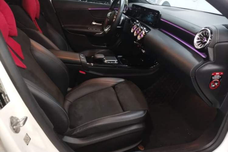 Used Mercedes-Benz A-Class 2022 Second Facelift A 200 L Sport Sedan Fashion Version Right Front Seat