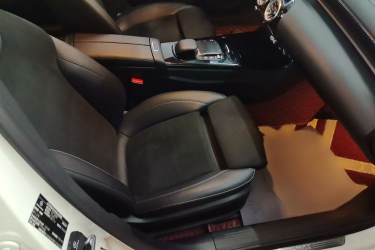 Used Mercedes-Benz A-Class 2022 Revised Version A 200 L Sport Sedan Fashionable Style Right Front Seat