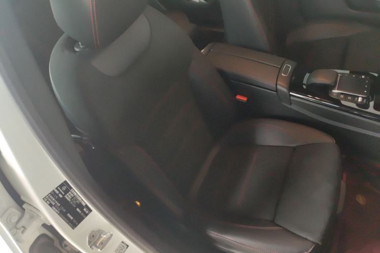 Used Mercedes-Benz A-Class 2022 Revised Version A 200 L Sport Sedan Fashionable Style Right Front Seat
