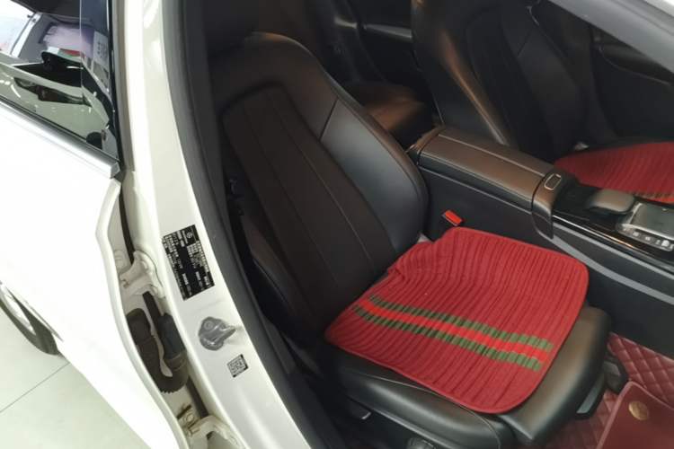 Used Mercedes-Benz A-Class 2022 Restyled A 200 L Sport Sedan Fashion Version Right Front Seat