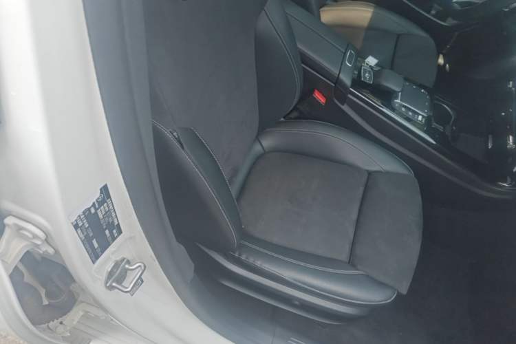 Used Mercedes-Benz A-Class 2022 A 200 L Sport Sedan Fashion Model Right Front Seat