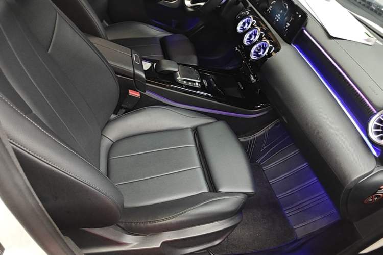 Used Mercedes-Benz A-Class 2022 Restyled A 200 L Sport Sedan Fashion Version Right Front Seat