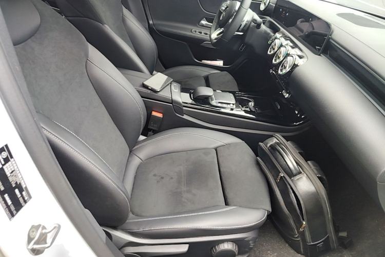 Used Mercedes-Benz A-Class 2022 Second Facelift A 200 L Sport Sedan Fashion Version Right Front Seat
