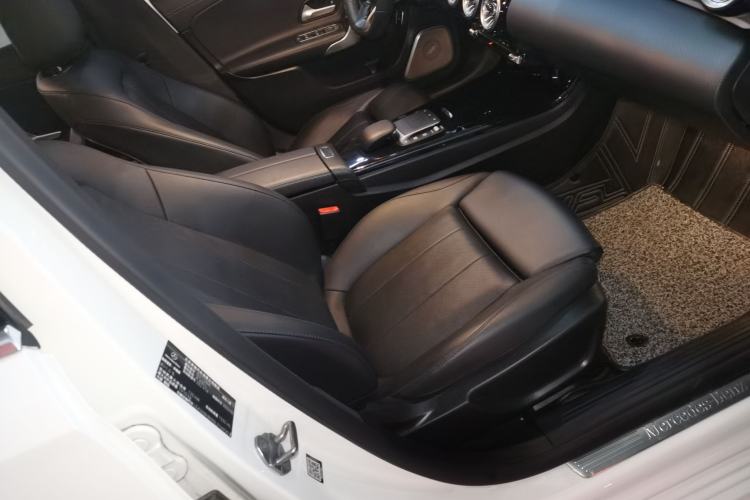 Used Mercedes-Benz A-Class 2022 Restyled A 200 L Sport Sedan Fashion Version Right Front Seat