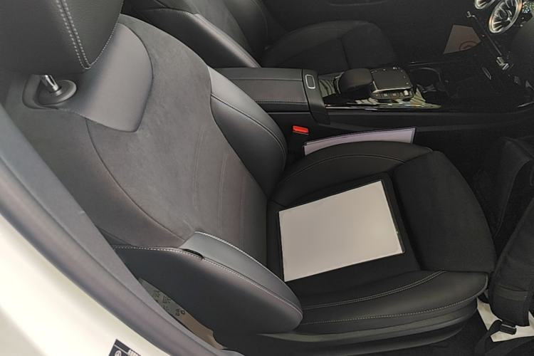 Used Mercedes-Benz A-Class 2022 Revised Version A 200 L Sport Sedan Fashionable Style Right Front Seat