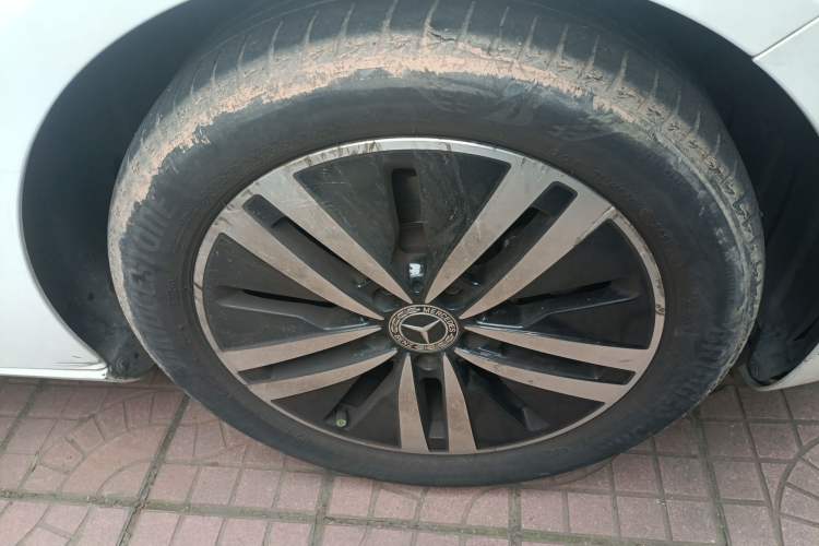 Used Mercedes-Benz A-Class 2022 A 180 L Right Front Wheel Hub