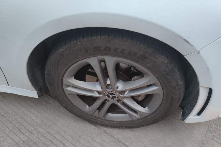 Used Mercedes-Benz A-Class 2022 Restyled A 180 L Sport Sedan Right Front Wheel Hub