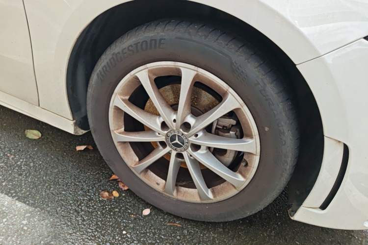 Used Mercedes-Benz A-Class 2022 A 200 L Sport Sedan Dynamic Model Right Front Wheel Hub
