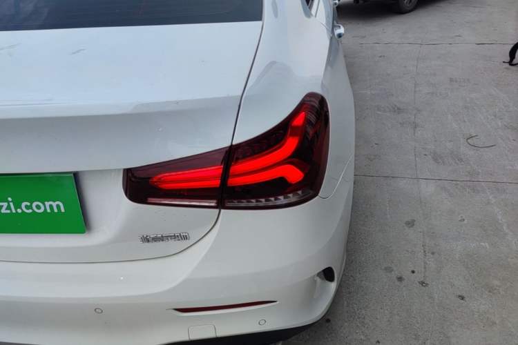 Used Mercedes-Benz A-Class 2022 Restyled A 200 L Sport Sedan Fashion Version Right Rear Taillight