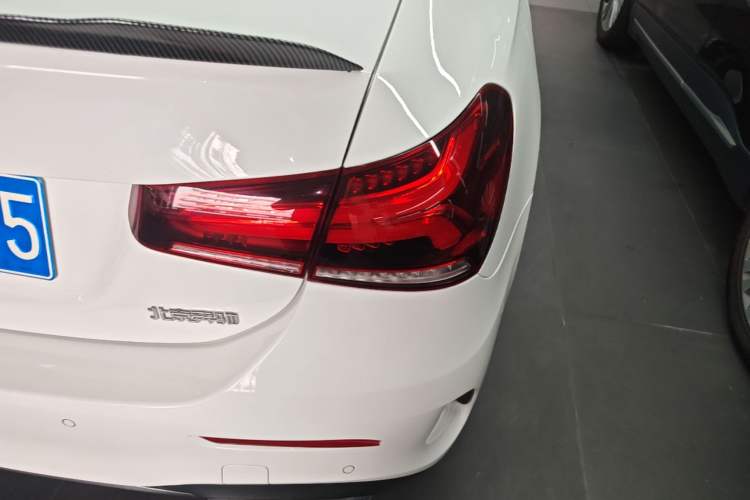Used Mercedes-Benz A-Class 2022 Revised Version A 200 L Sport Sedan Fashionable Style Right Rear Taillight
