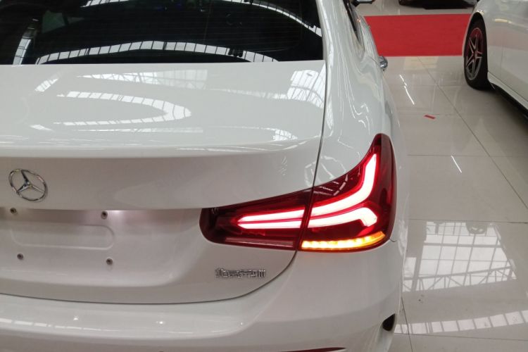 Used Mercedes-Benz A-Class 2022 Restyled A 200 L Sport Sedan Fashion Version Right Rear Taillight