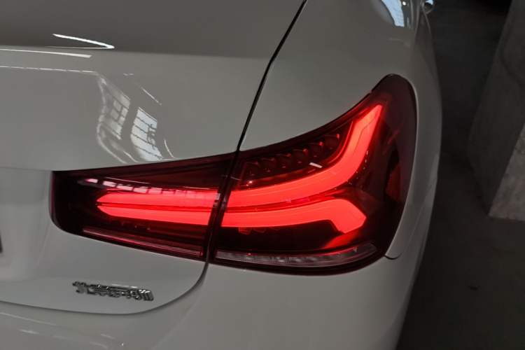 Used Mercedes-Benz A-Class 2022 Revised Version A 200 L Sport Sedan Fashionable Style Right Rear Taillight