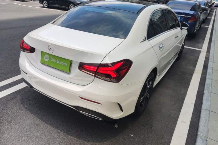 Used Mercedes-Benz A-Class 2022 Revised Version A 200 L Sport Sedan Fashionable Style Right Rear Taillight