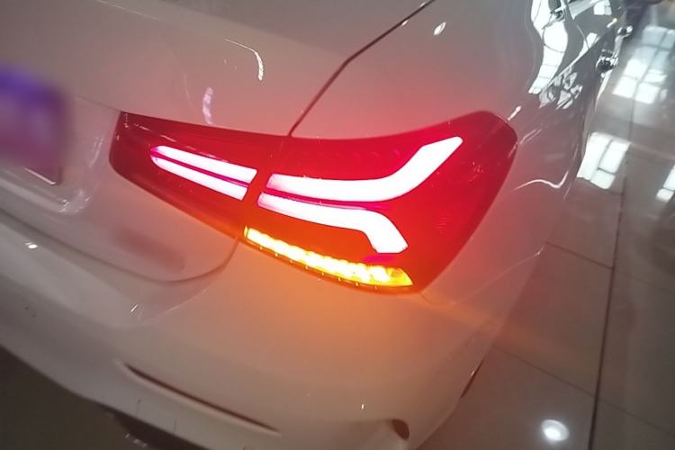 Used Mercedes-Benz A-Class 2022 Revised Version A 200 L Sport Sedan Fashionable Style Right Rear Taillight