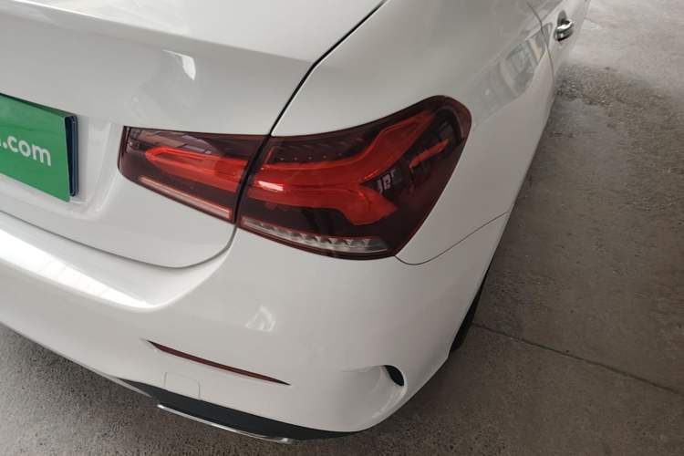 Used Mercedes-Benz A-Class 2022 Revised Version A 200 L Sport Sedan Fashionable Style Right Rear Taillight