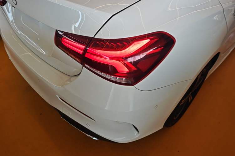 Used Mercedes-Benz A-Class 2022 Revised Version A 200 L Sport Sedan Fashionable Style Right Rear Taillight