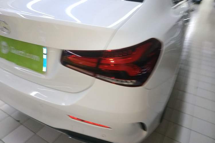 Used Mercedes-Benz A-Class 2022 Revised Version A 200 L Sport Sedan Fashionable Style Right Rear Taillight