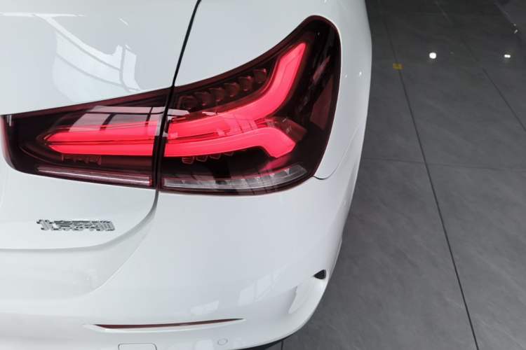 Used Mercedes-Benz A-Class 2022 Restyled A 200 L Sport Sedan Fashion Version Right Rear Taillight