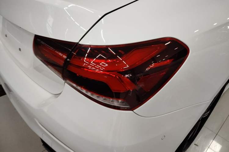 Used Mercedes-Benz A-Class 2022 Revised Version A 200 L Sport Sedan Fashionable Style Right Rear Taillight