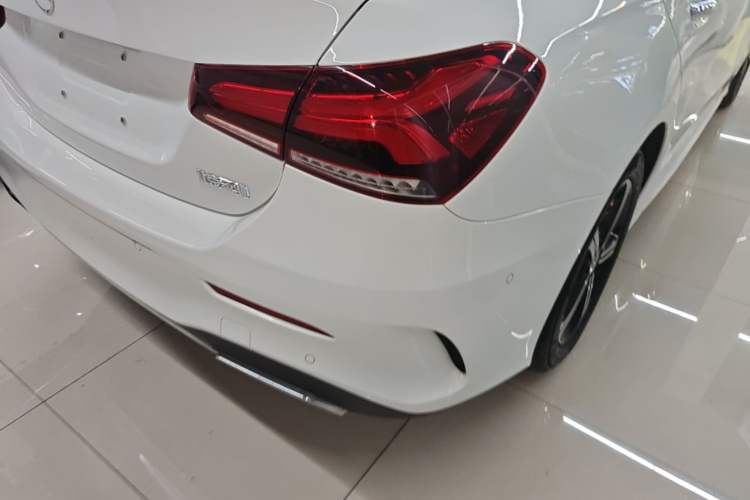 Used Mercedes-Benz A-Class 2022 Revised Version A 200 L Sport Sedan Fashionable Style Right Rear Taillight