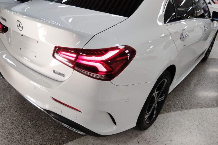 Used Mercedes-Benz A-Class 2022 Revised Version A 200 L Sport Sedan Fashionable Style Right Rear Taillight