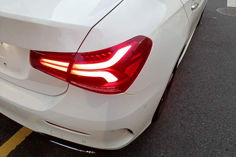 Used Mercedes-Benz A-Class 2022 Restyled A 200 L Sport Sedan Fashion Version Right Rear Taillight