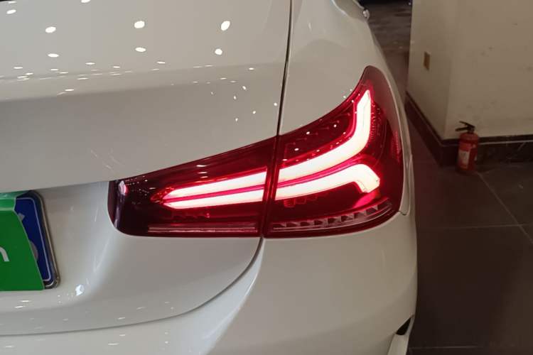 Used Mercedes-Benz A-Class 2022 Revised Version A 200 L Sport Sedan Fashionable Style Right Rear Taillight