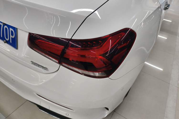 Used Mercedes-Benz A-Class 2022 Revised Version A 200 L Sport Sedan Fashionable Style Right Rear Taillight