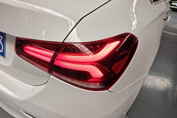 Used Mercedes-Benz A-Class 2022 Revised Version A 200 L Sport Sedan Fashionable Style Right Rear Taillight