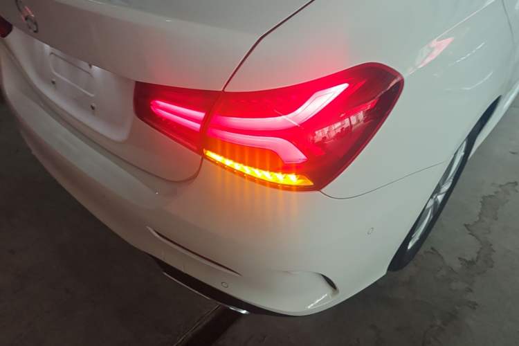 Used Mercedes-Benz A-Class 2022 Restyled A 200 L Sport Sedan Fashion Version Right Rear Taillight