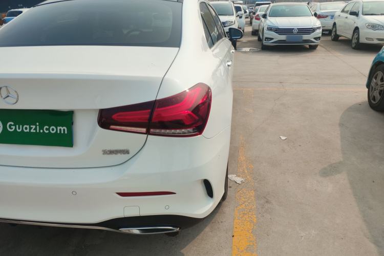 Used Mercedes-Benz A-Class 2022 Revised Version A 200 L Sport Sedan Fashionable Style Right Rear Taillight