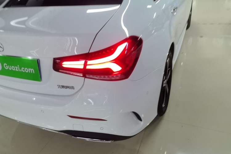 Used Mercedes-Benz A-Class 2022 Revised Version A 200 L Sport Sedan Fashionable Style Right Rear Taillight