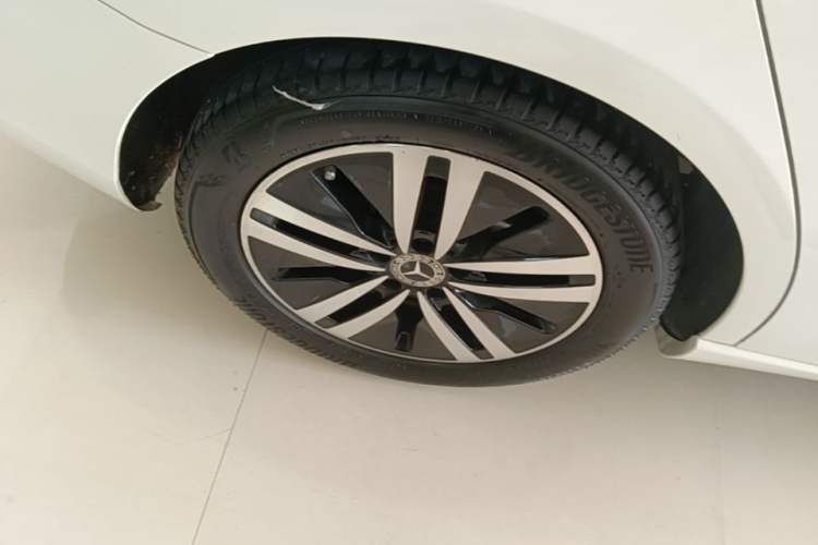 Used Mercedes-Benz A-Class 2022 A 180 L Right Rear Wheel Hub