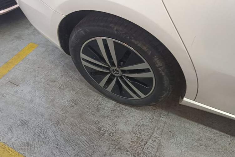 Used Mercedes-Benz A-Class 2022 Restyled A 180 L Sport Sedan Right Rear Wheel Hub