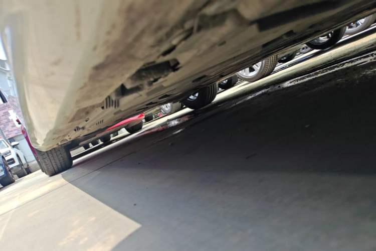 Used Mercedes-Benz A-Class 2022 Revised Version A 200 L Sport Sedan Fashionable Style Right Side Sill