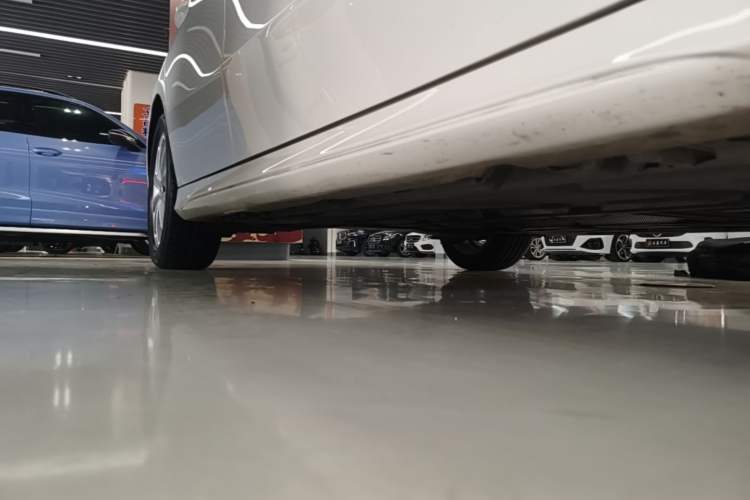 Used Mercedes-Benz A-Class 2022 A 200 L Sport Sedan Dynamic Model Right Side Sill