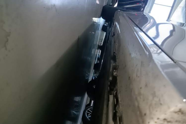 Used Mercedes-Benz A-Class 2022 Second Facelift A 200 L Sport Sedan Fashion Version Right Side Sill