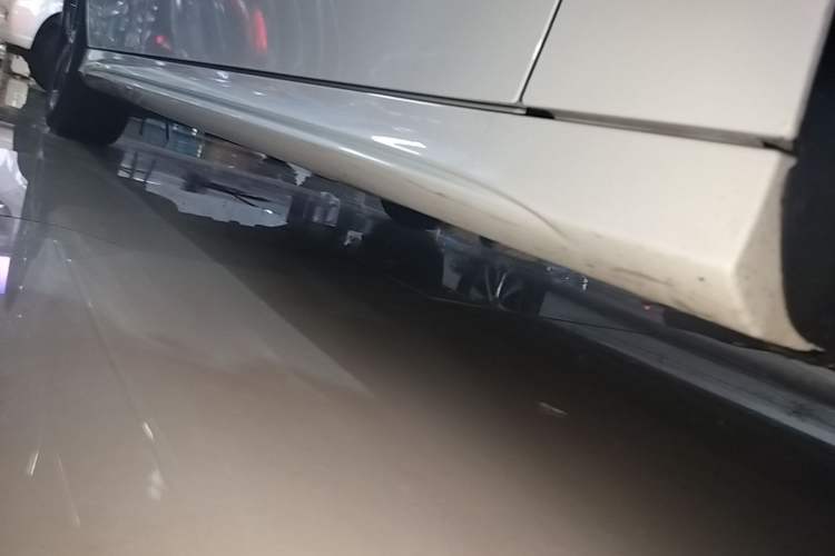 Used Mercedes-Benz A-Class 2022 Revised Version A 200 L Sport Sedan Fashionable Style Right Side Sill