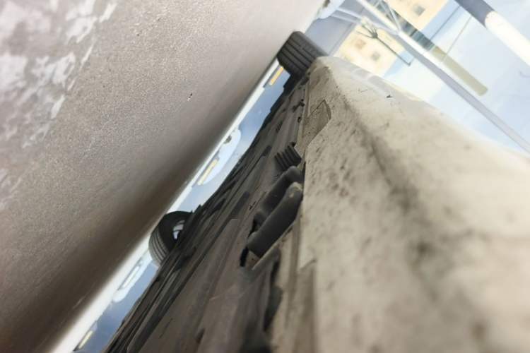 Used Mercedes-Benz A-Class 2022 Revised Version A 200 L Sport Sedan Fashionable Style Right Side Sill