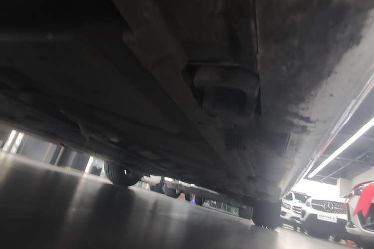 Used Mercedes-Benz A-Class 2022 Second Facelift A 200 L Sport Sedan Fashion Version Right Side Sill