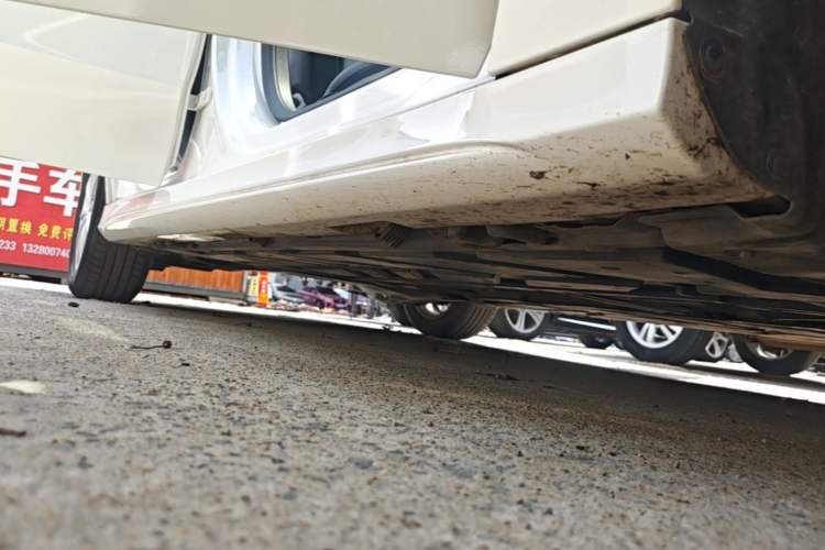 Used Mercedes-Benz A-Class 2022 Restyled A 200 L Sport Sedan Dynamic Version Right Side Sill